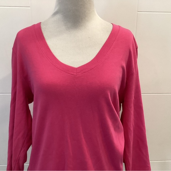 NWT GAP Chic V-Neck Long Sleeve Top in Vibrant Pink - Picture 4 of 14